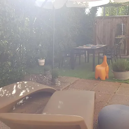 Alojamento de Acomodação e Pequeno-almoço Il Giardino 3*